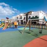 Home2book Seafront Escape & Terrace, El *