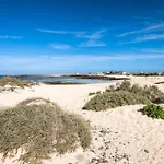 Home2book Seafront Escape & Terrace, El Apartment
