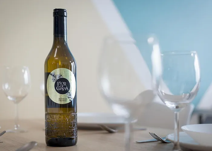 Home2book Terrace Retreat El *